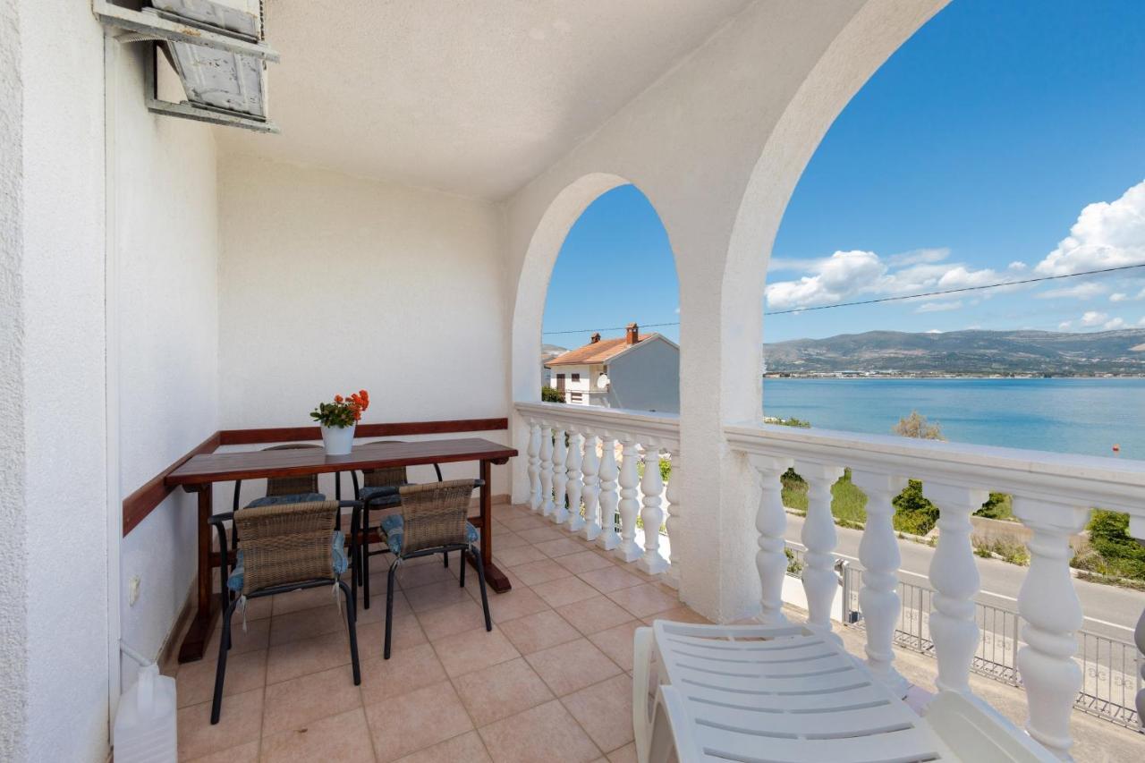 Apartament By The Sea Arbanija, Ciovo - 19527 *